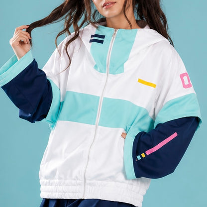 Close-up detail of MBCosplay Hatsune Miku anime windbreaker jacket showing zipper front, oversized sleeves, Vocaloid-inspired colours and premium cosplay construction.