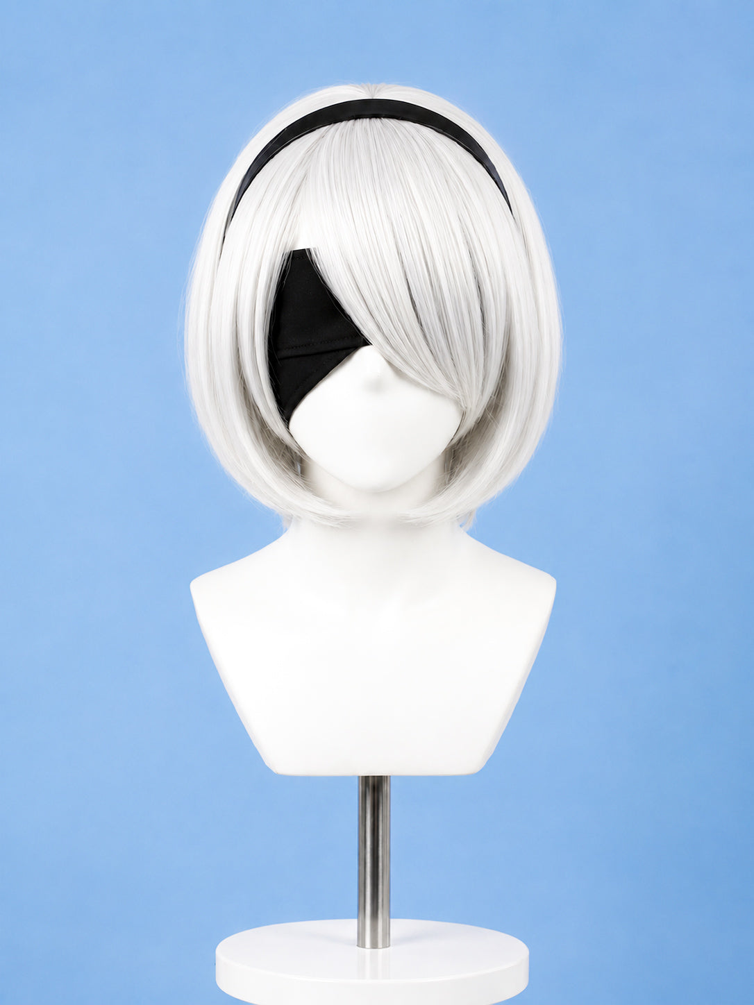Silver white bob wig front view with black headband for NieR Automata 2B Cosplay Wig – Silver White Bob, headband & Eyepatch